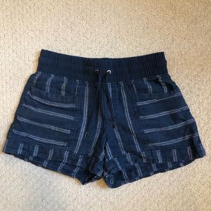 Navy high-waisted striped Athleta shorts